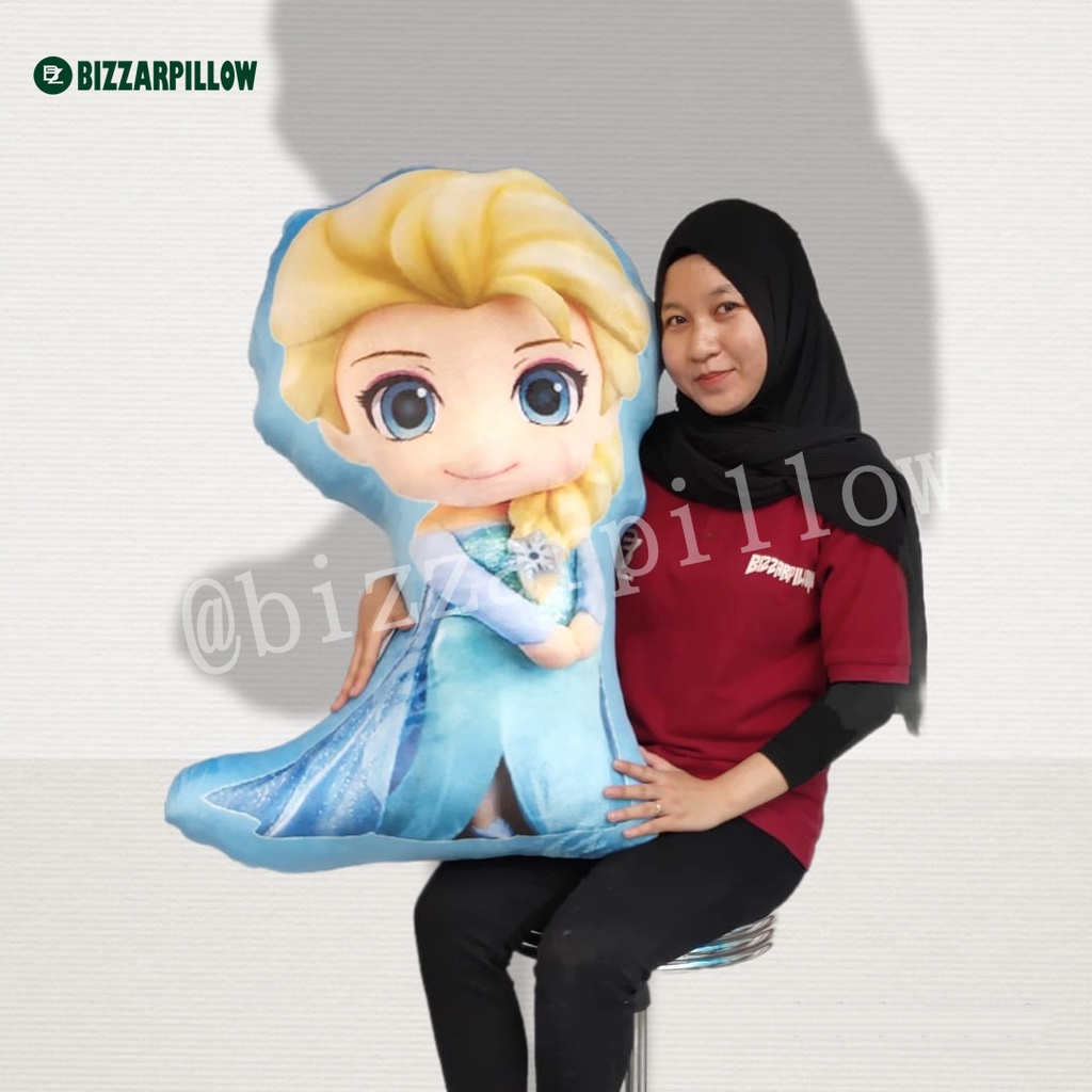 Bizzarpillow Bantal Karakter Elsa Anna Size XL BZ048
