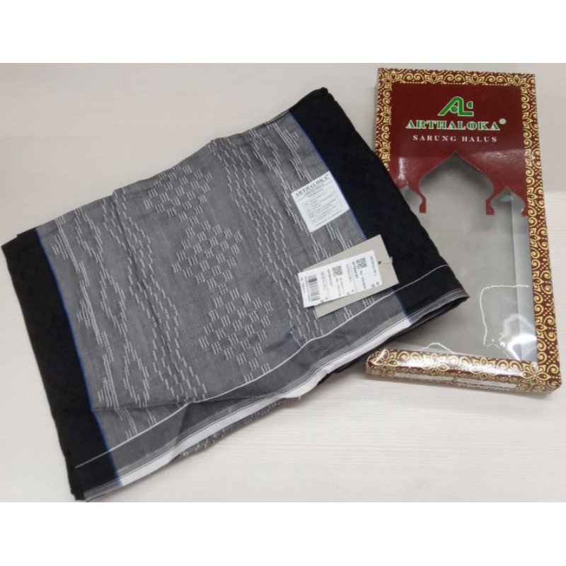 Sarung pria/ARTHALOKA/Sarung halus