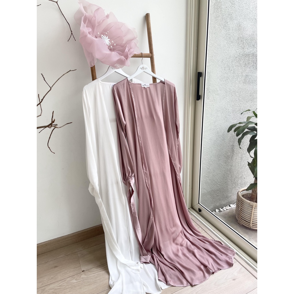 Penelope Pearl Robe - FAE Collection- Kimono Pengantin Wedding Robe Bride Robe Pearl dan Cradenza