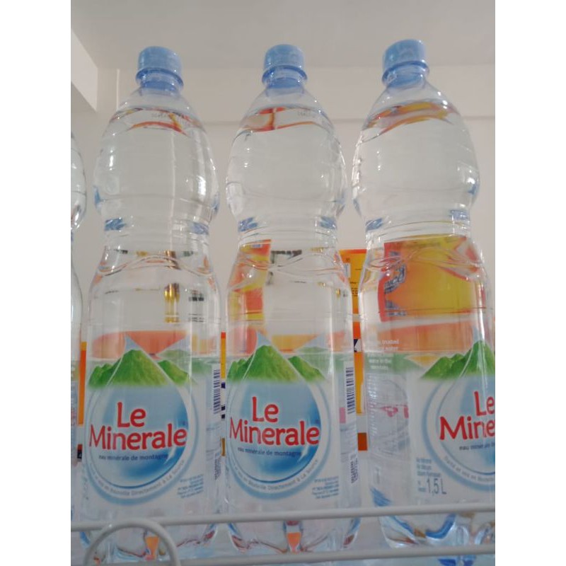 

Minuman Le mineral 1,5liter