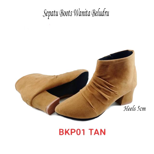 EMYE BKP01 Sepatu Heels Boots Wanita 5cm Bahan Beludru Lembut Terbaru 2021