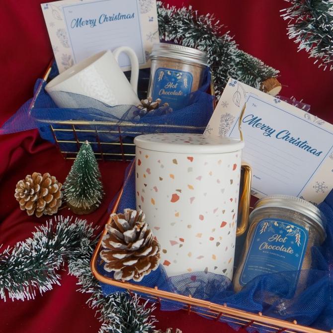 

CHRISTMAS HAMPERS - DUNDER SET B BN51FV6C