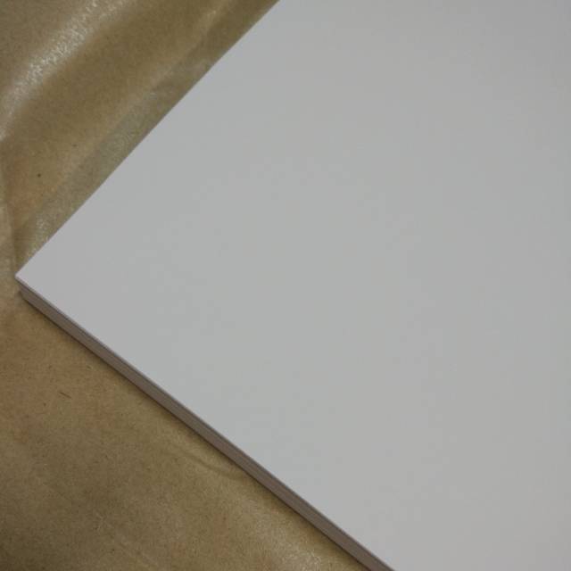

Kertas Matte 250 GSM A4 isi 50 Lembar / Kertas Karton Doff 250 gram