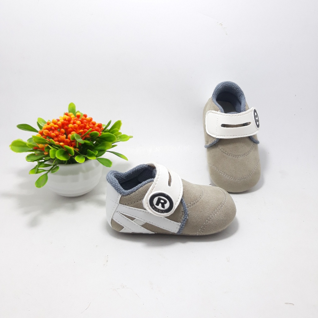 Sepatu Bayi Usia 0- 12 Bulan Model Sepatu bayi R