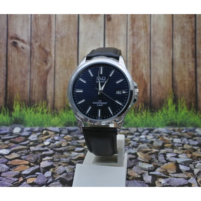 Q&Q QQ Jam Tangan Pria Wanita Kulit Hitam CA08J302Y Original