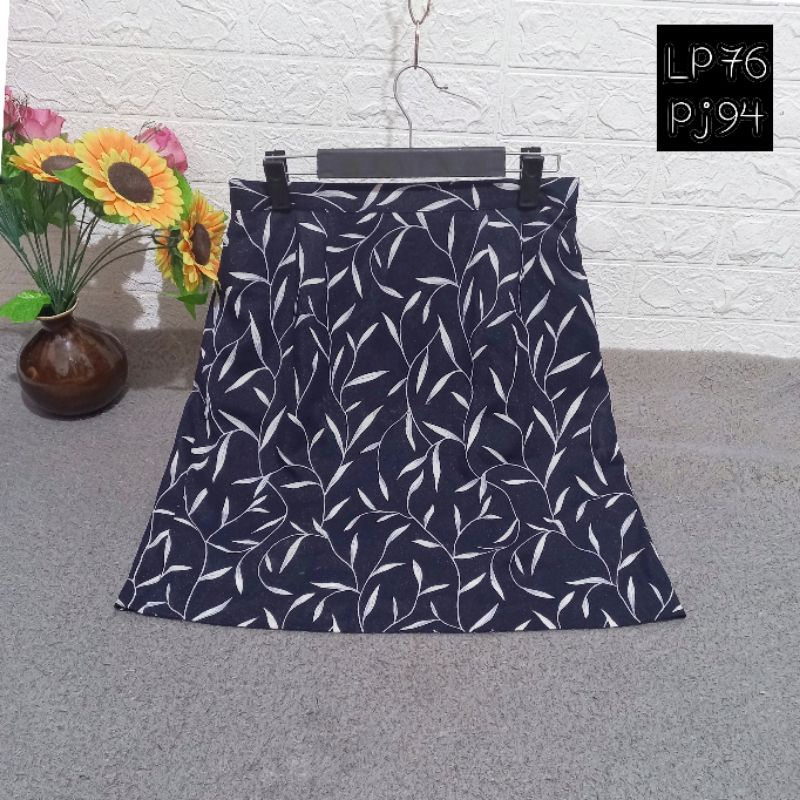 Rok Wanita Mini Midi Maxi Flare Skirt Preloved / Thrift Vol. 701-58