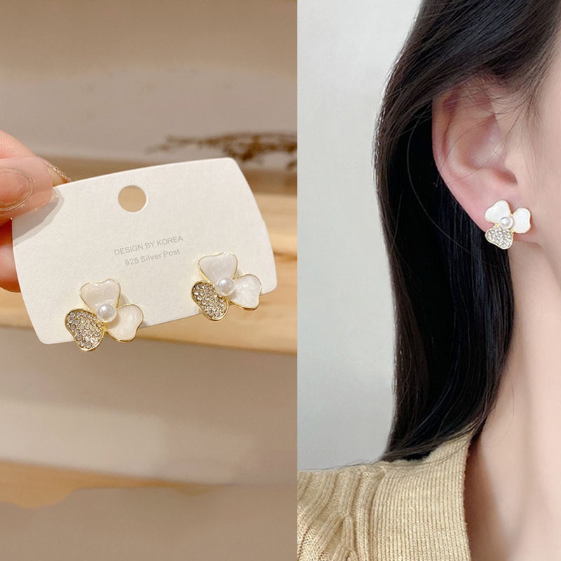 Anting Tusuk Silver 925 Desain Bunga Hias Berlian Gaya Korea Untuk Wanita