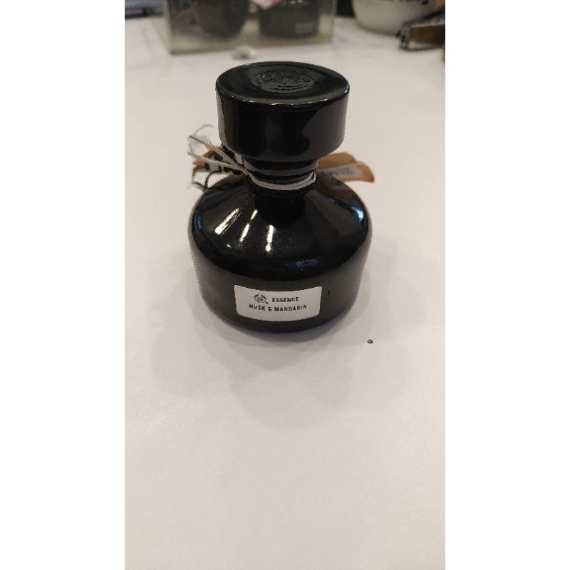 the body shop musk & mandarin essence oil 20ml