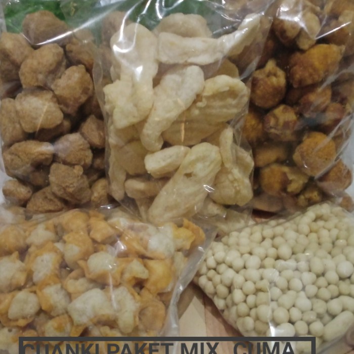 

⭐ COD ⭐ CUANKI PAKET MIX CUMA 57000..udah lengkap semua toping baso acinya.. - non buble