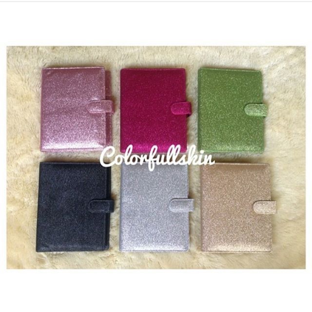

Binder glitter