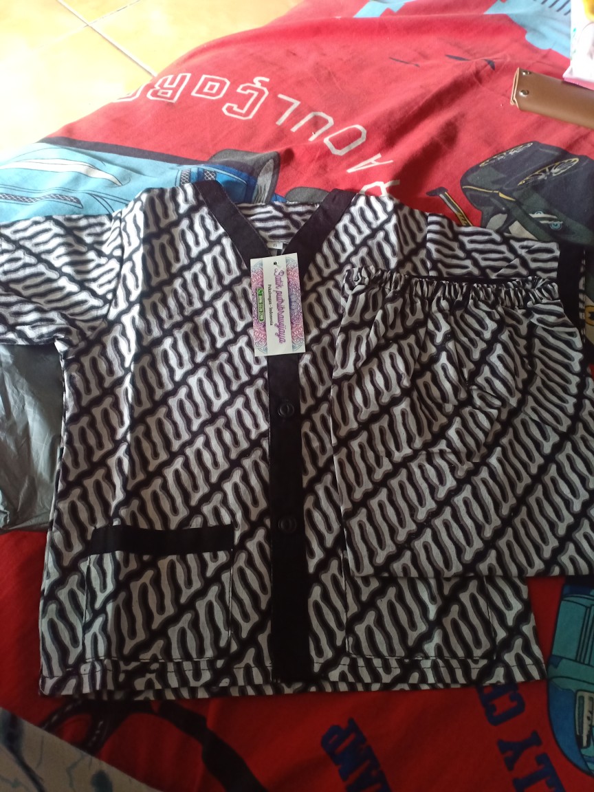 Piyama Batik Anak Cowok Cewek Motif Elegan Bahan Adem Untuk Usia 1- 5 Tahun.