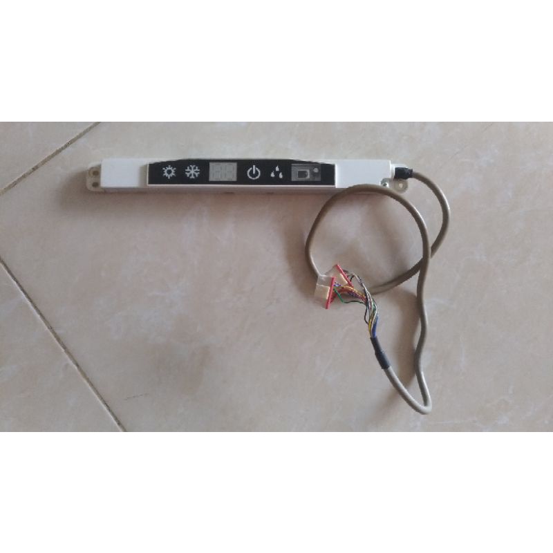 sensor dan display ac gree deluxe 1/2 - 2 pk / sharp / daikin china