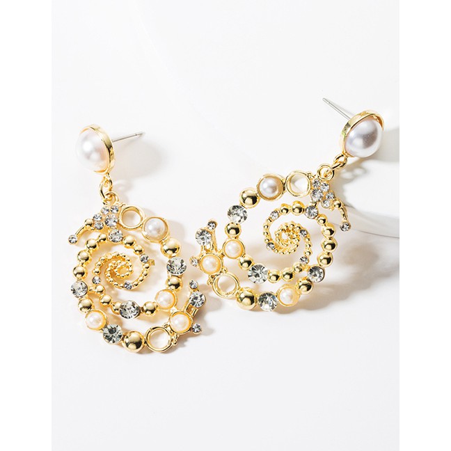 LRC Anting Tusuk Fashion Gold Alloy Diamond And Pearl Spiral Earrings F89071