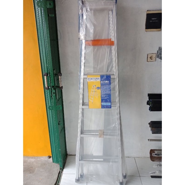 Tangga Lipat Alumunium 1.75m