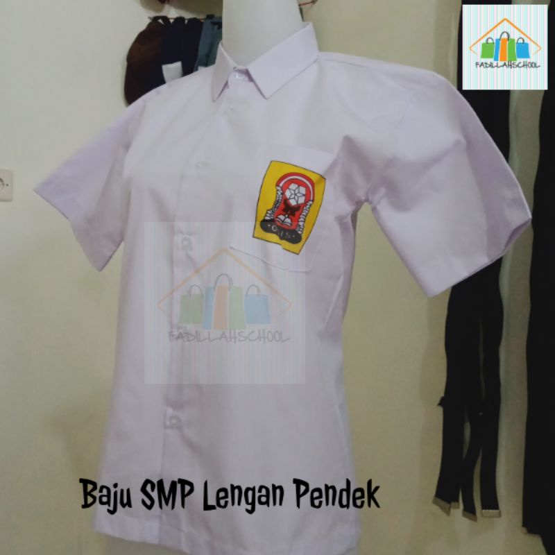 Baju sekolah SMP lengan pendek bahan katun seragam sekolah