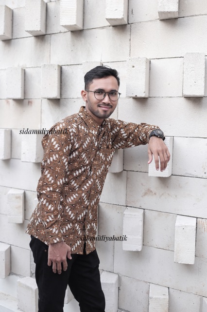 Sidamuliya Batik Kemeja Pria Slimfit Premium Manendra Lengan Panjang