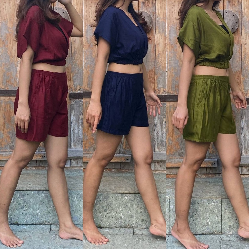 Kiandra - Setelan Crop Pendek Rayon