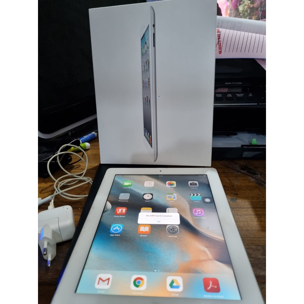 Apple Ipad 2 32GB WIFI+3G WHITE BEKAS