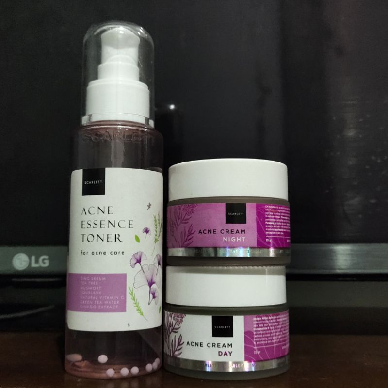 skincare Scarlett Acne Essence Toner dan acne cream night dan day creamPRELOVED