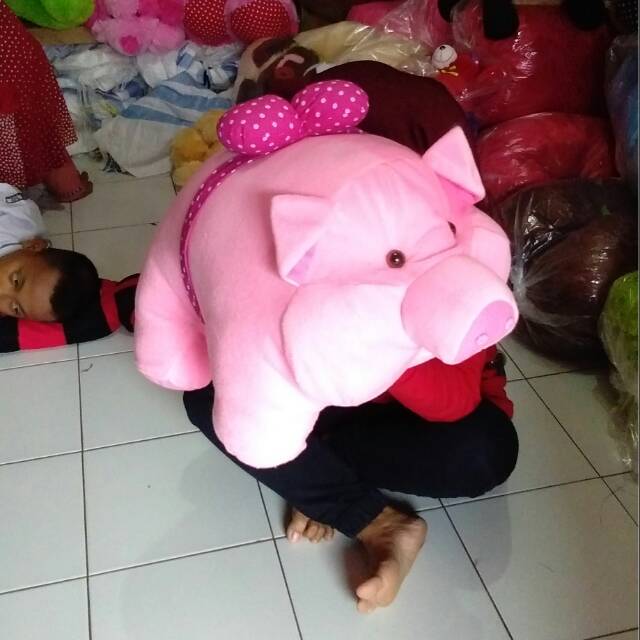 Boneka Babi jumbo