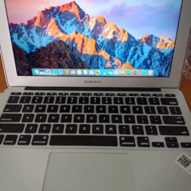 OBRAL ..MICBOOK AIR 11 INCH EARLY 2015 .. INTEL CORE I5 PROC 1.6GHZ