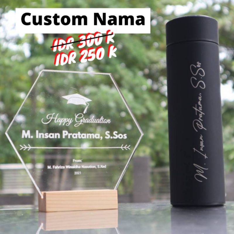 

Hampers "Exclusive Plakat + Tumbler LED" Hadiah Wisuda semhas skripsi tesis Sarjana kuliah mahasiswa