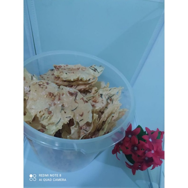 

Rempeyek Nadhif 5 Liter Topping banyak Rasa Kacang