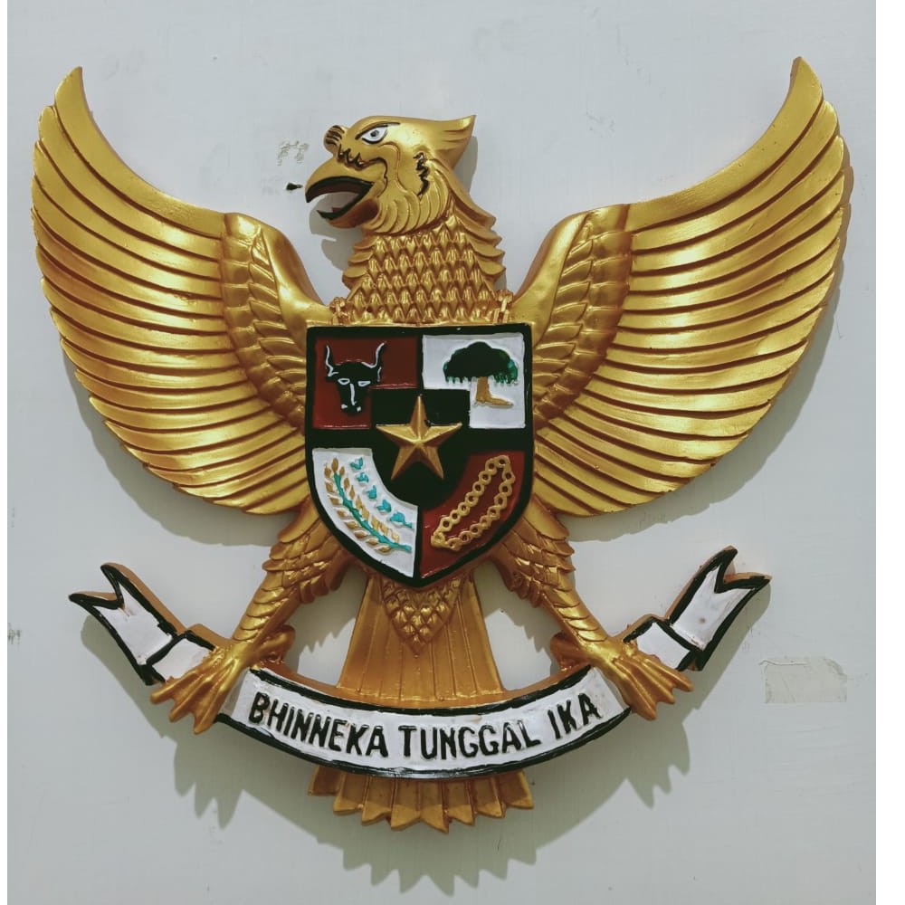 Hiasan Dinding patung Garuda Pancasila 3 Dimensi Fiber Logo Burung Garuda Gold 45X45 CM (DATAR)