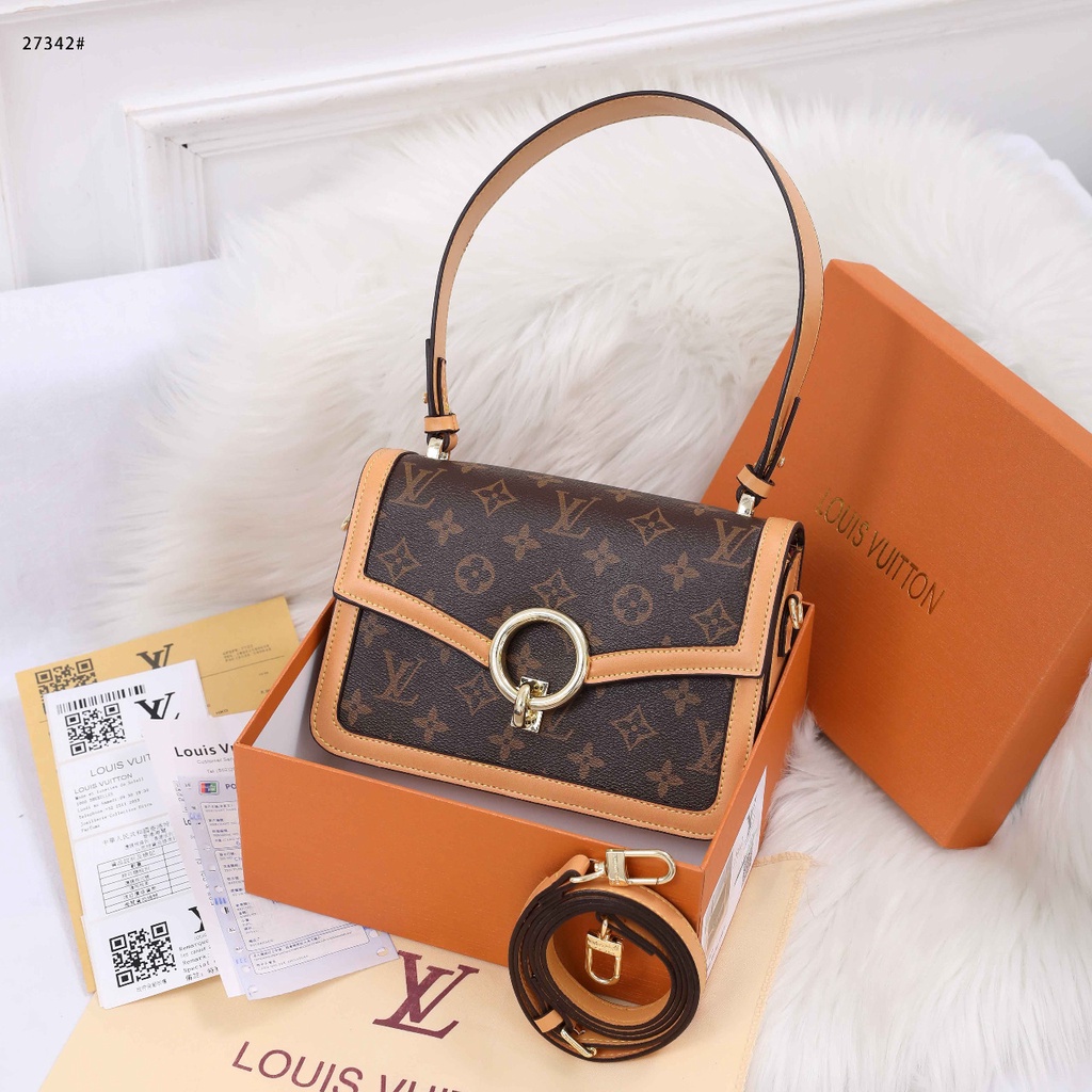 BAG Shoulder Bag in Monogram Classic #27342