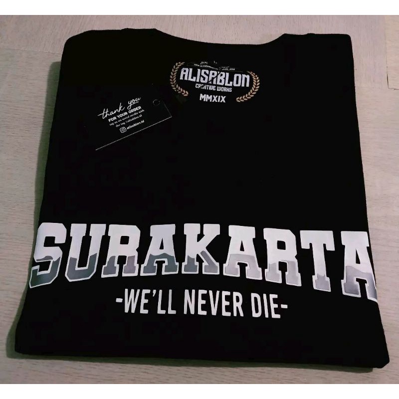 KAOS  SURAKARTA