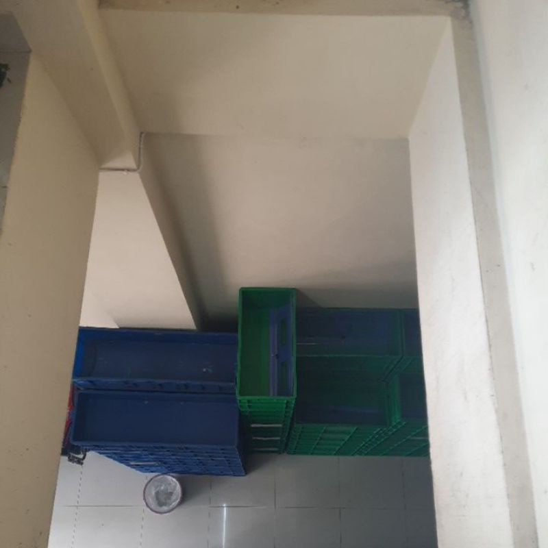 keranjang box container