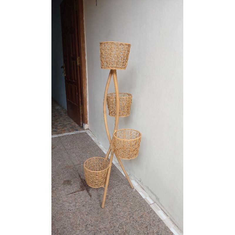 Standing Pot Rotan Sintetis