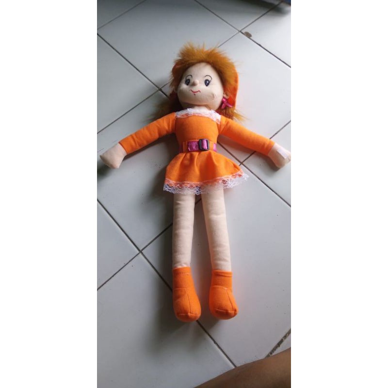 boneka cewek cindy