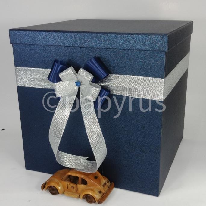 

[COD] PAPYRUS 30x30 Tinggi 30cm Pita Samping Kotak Kado Gift Box Hadiah [COD]