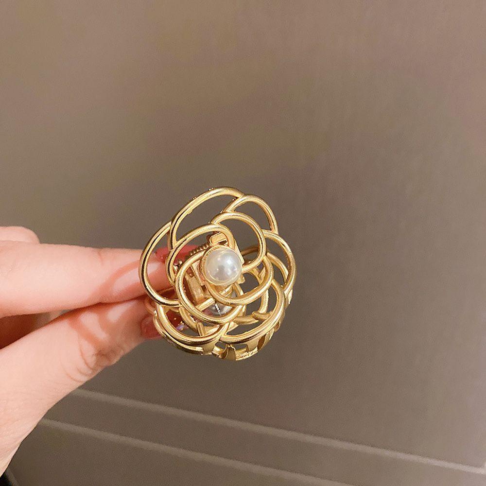NEEDWAY Needway Camellia Hair Claw French Retro Metal Handmade Berlubang Keluar Bunga Jepit Gaya Korea Hiu Klip