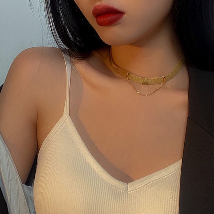 Kalung Emas Baja Titanium Fashion Kalung Perempuan