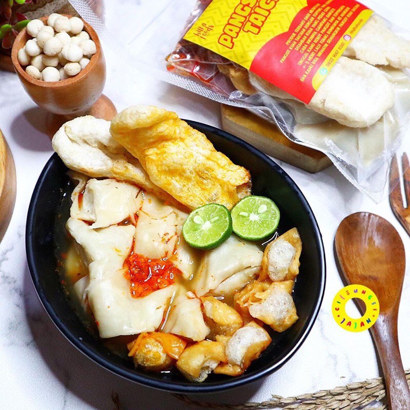 

Pangsit Kuah Taichan Pedas Instan