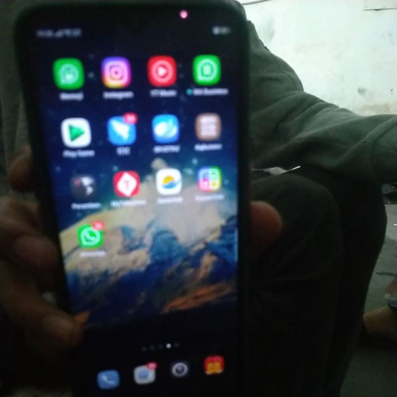 handphone Oppo Reno 5