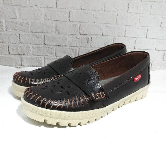 Kickers Sepatu Casual Wanita Kekinian Model Terbaru Gaul Trendy Elegan Bahan Kulit Asli Murah