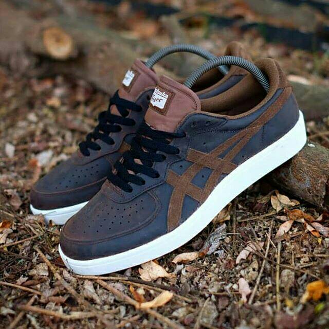 onitsuka tiger brown leather