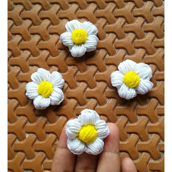 plikasi / fariasi rajut flower puff