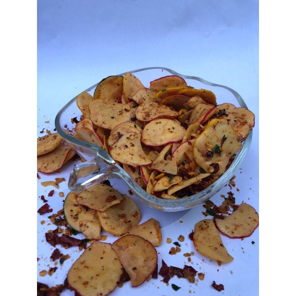 

SEBLAK KERUPUK KERING PEDAS GURIH DAUN JERUK, CEMILAN, MAKANAN RINGAN/SNACKS, JAJANAN PEDAS 80 gr