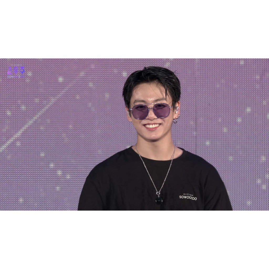 BTS Jungkook Konser Concert Sowoozoo Glasses Kacamata