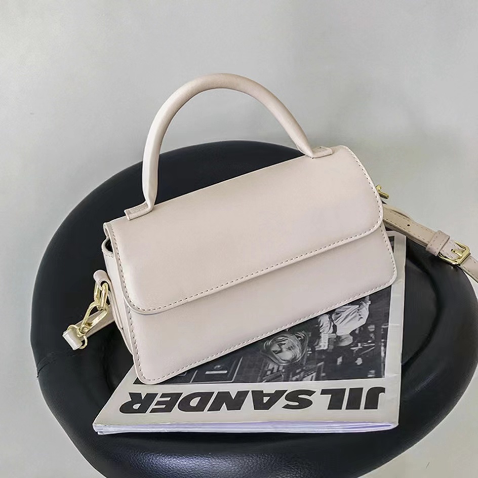 Tas Bahu / Selempang Wanita Fashion Kekinian Pu Leather Korean Style Wanita Import