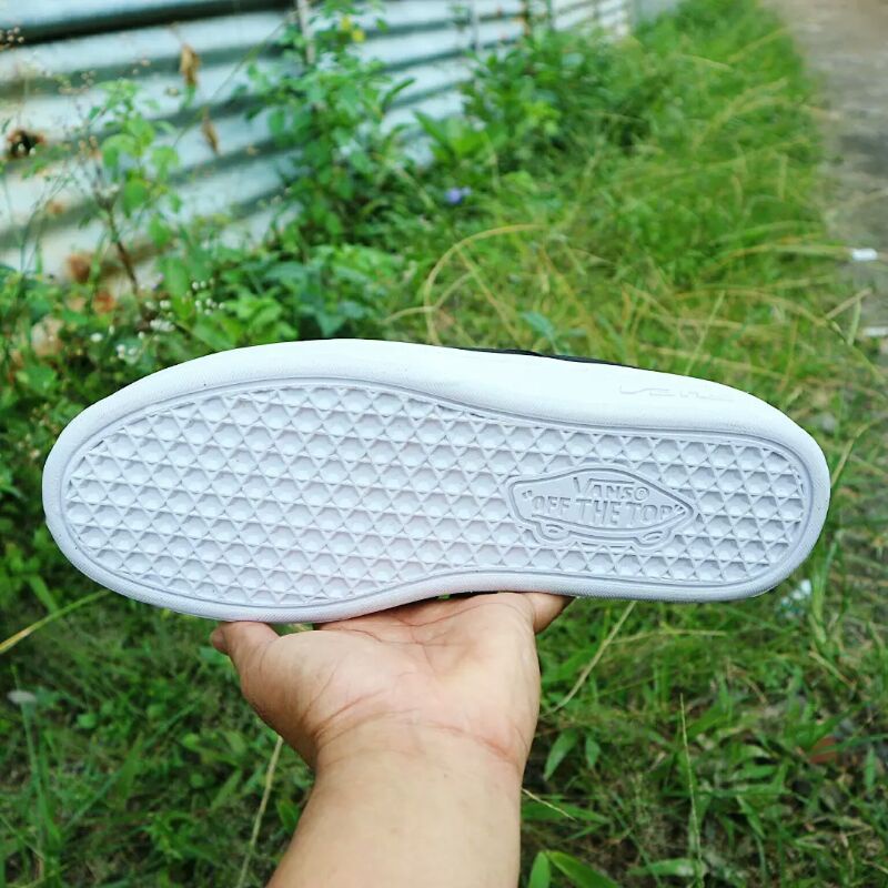 SEPATU SLIP ON PRIA SOL DI JAHIT BISA COD KASUAL SANTAI WARNA HITAM PUTIH SEPATU SUDAH DI JAHIT SEPATU SLOP PRIA SEPATU SOL KARET