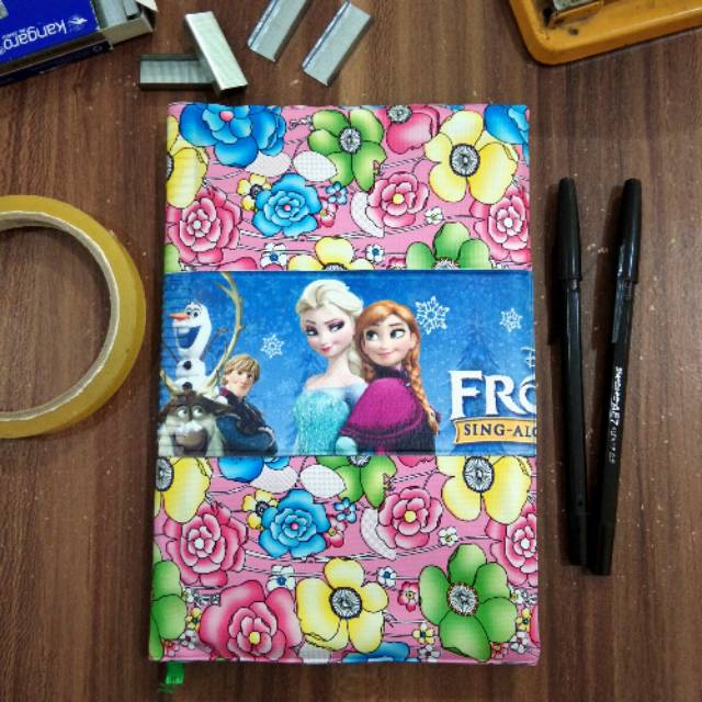 

Note Book 022 Buku Tulis Buku Catatan Buku Murah Agenda FROZEN Pink