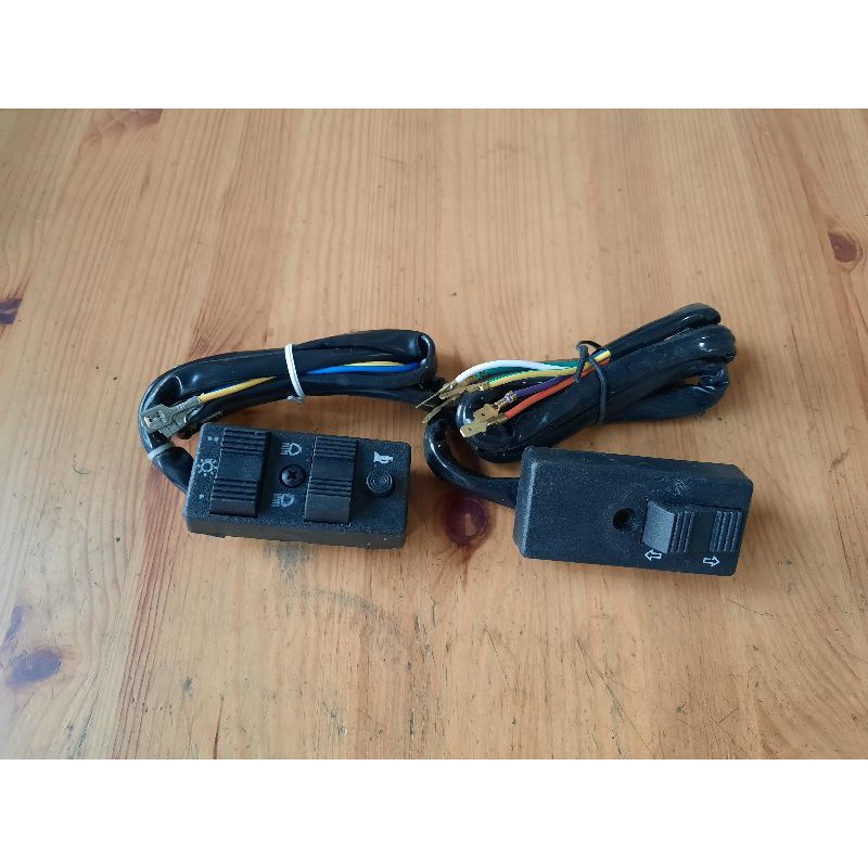 Saklar set Saklar Sein Sen Saklar Lampu Vespa PX150 PX 79-83  PX Tahun Tua