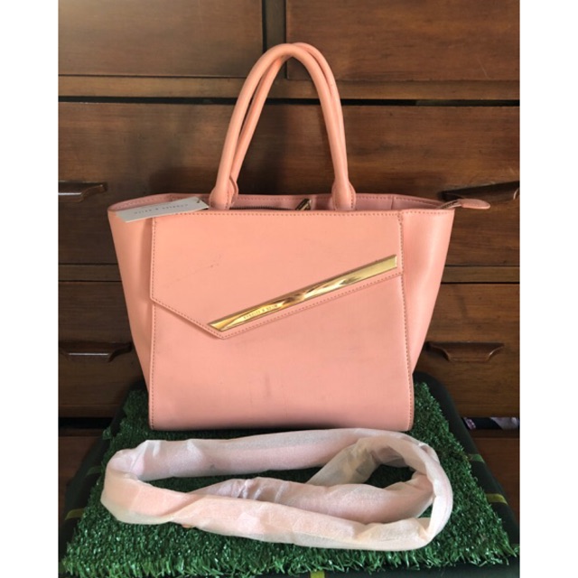 100% ORIGINAL PRELOVED TAS CHARLES & KEITH