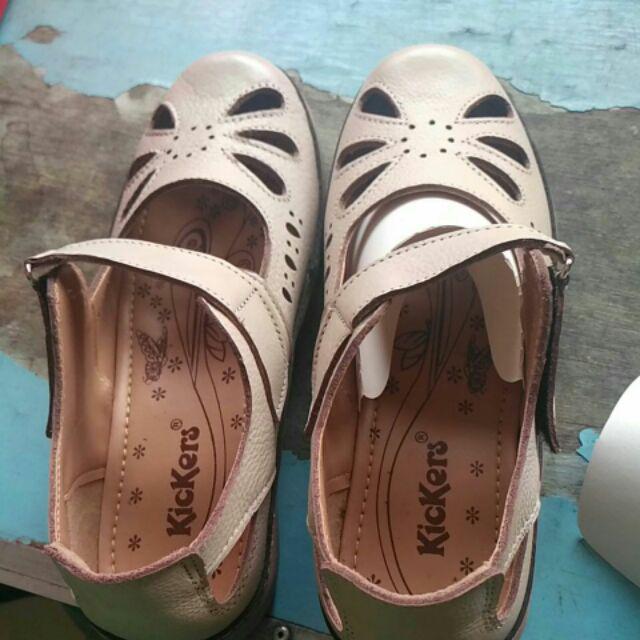 Sepatu Kickers Cewek Kulit ,, Habisin Stok