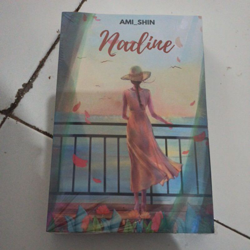 Novel Nadine by Ami Shin